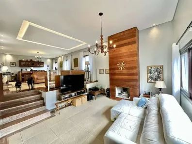 Casa de Condomínio com 3 Quartos à venda, 330m² no Golf Gardens, Carapicuíba