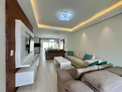 Casa de Condomínio com 4 Quartos à venda, 200m² no XANGRI-LÁ, Xangri-lá