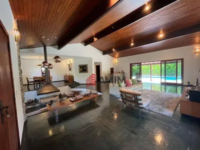 Casa de Condomínio com 4 Quartos à venda, 409m² no Piratininga, Niterói