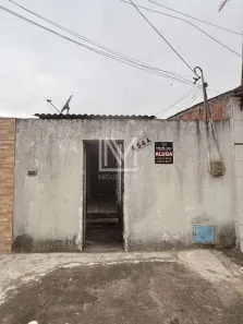 Casa com 2 Quartos para alugar, 70m² no Conjunto Esperança, Fortaleza