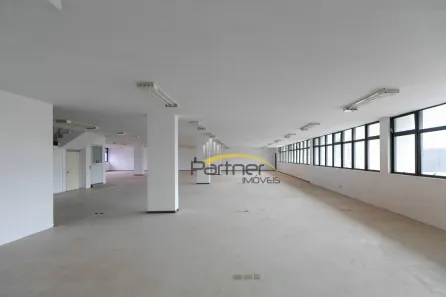 Sala Comercial para alugar, 735m² no Centro, Curitiba