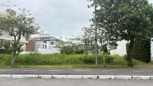 Lote/Terreno à venda, 535m² no Jurerê, Florianópolis