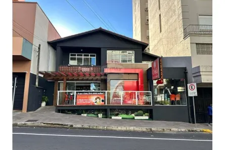 Sala Comercial à venda, 300m² no Centro, Passo Fundo