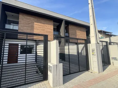 Sobrado com 2 Quartos à venda, 65m² no Adhemar Garcia, Joinville