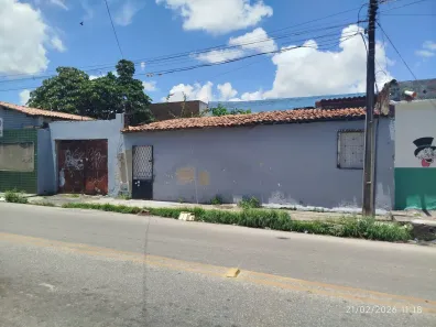 Casa com 1 Quarto para alugar, 60m² no Padre Andrade, Fortaleza