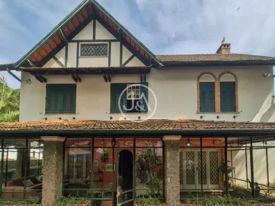Casa com 5 Quartos à venda, 400m² no Centro, Petrópolis