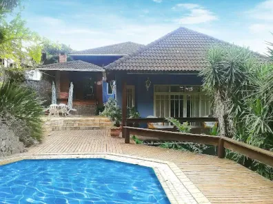 Casa de Condomínio com 3 Quartos à venda, 520m² no Engenho do Mato, Niterói