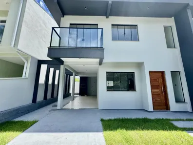 Sobrado com 3 Quartos à venda, 90m² no Forquilhas, São José