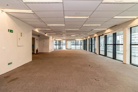Ponto Comercial com 8 Quartos para alugar, 276m² no Cerqueira César, São Paulo