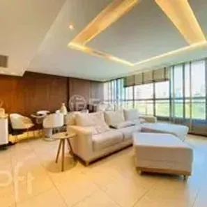 Apartamento com 3 Quartos à venda, 130m² no Três Figueiras, Porto Alegre