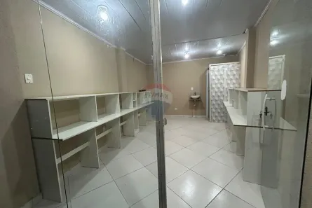 Ponto Comercial para alugar, 15m² no Senador Vasconcelos, Rio de Janeiro