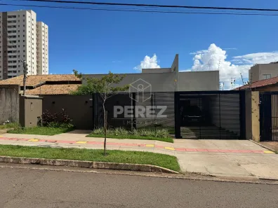 Casa com 4 Quartos à venda, 196m² no São Francisco, Campo Grande