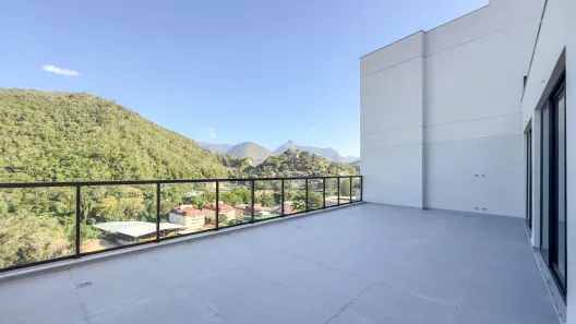 Cobertura com 3 Quartos à venda, 163m² no Itaipava, Petrópolis