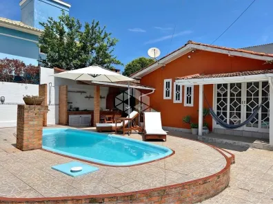 Casa com 2 Quartos à venda, 75m² no São João do Rio Vermelho, Florianópolis