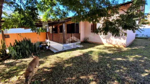 Casa com 3 Quartos à venda, 70m² no Castelo Branco, Santa Cruz do Sul