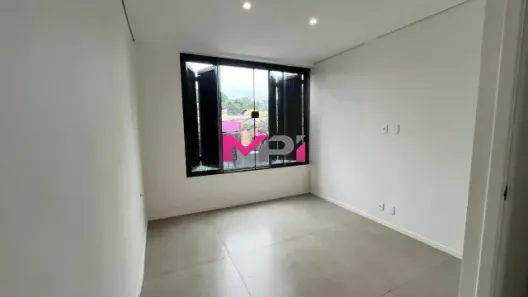 Sala Comercial para alugar, 12m² no Jardim Ana Maria, Jundiaí
