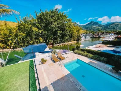 Casa de Condomínio com 6 Quartos à venda, 400m² no Frade (Cunhambebe), Angra dos Reis