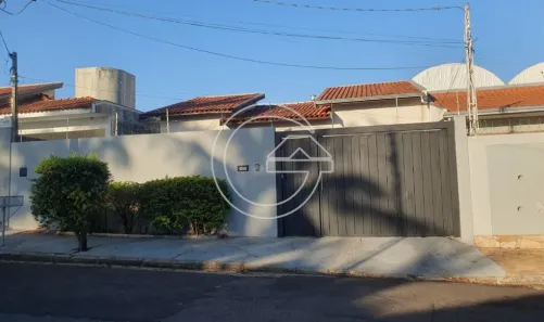 Casa com 3 Quartos à venda, 130m² no Centro, Marília