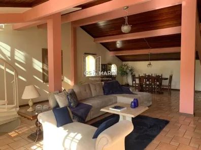 Casa com 4 Quartos para alugar, 445m² no Canaã, Londrina
