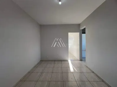 Apartamento com 2 Quartos para alugar, 70m² no Conjunto Habitacional Jadir Marinho, Itaúna