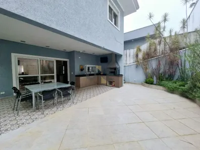 Casa de Condomínio com 3 Quartos à venda, 250m² no Paisagem Renoir, Cotia
