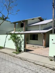 Casa com 3 Quartos à venda, 125m² no Rio Tavares, Florianópolis
