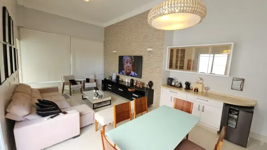 Casa de Condomínio com 4 Quartos à venda, 390m² no Jardins Valência, Goiânia