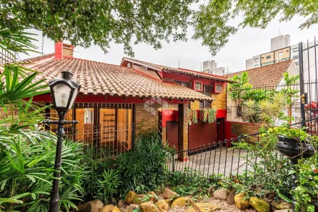 Casa com 3 Quartos à venda, 228m² no Tristeza, Porto Alegre