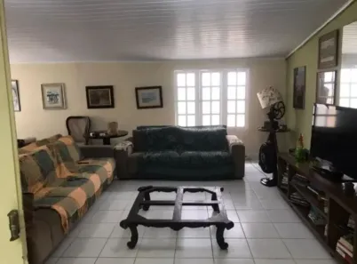 Casa com 5 Quartos para alugar, 640m² no Amaralina, Salvador