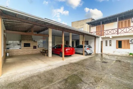 Casa com 2 Quartos à venda, 300m² no Bom Sucesso, Gravataí