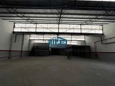 Galpão/Depósito/Armazém para alugar, 1296m² no Canhema, Diadema