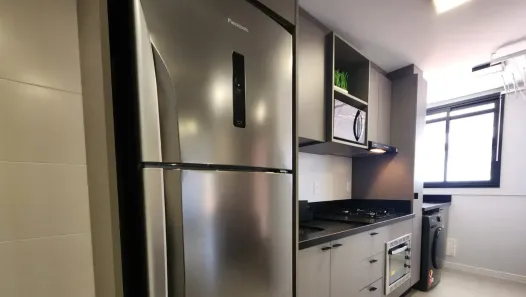 Apartamento com 2 Quartos para alugar, 75m² no Centro, Florianópolis