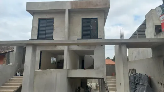 Sobrado com 3 Quartos à venda, 125m² no Morada dos Pássaros, Taboão da Serra