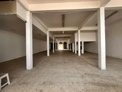 Prédio Residencial para venda ou aluguel, 900m² no Venda Nova, Belo Horizonte