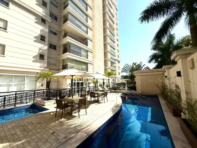 Apartamento com 3 Quartos para alugar, 163m² no Cambuí, Campinas