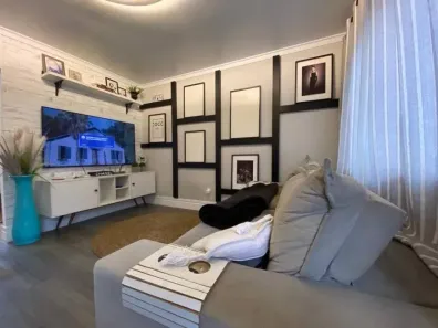 Sobrado com 2 Quartos à venda, 85m² no Lídia Duarte, Camboriú