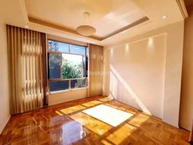 Apartamento com 3 Quartos à venda, 130m² no Centro, Petrópolis