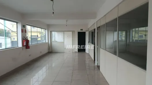 Prédio Comercial para alugar, 1000m² no Nova Gerty, São Caetano do Sul