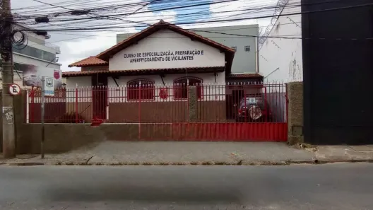 Imóvel Comercial com 5 Quartos à venda, 617m² no Santa Efigênia, Belo Horizonte