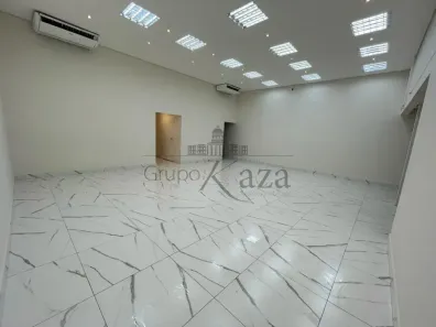 Prédio Comercial para alugar, 260m² no Vila Uberabinha, São Paulo