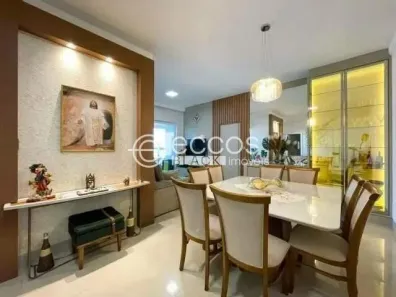 Apartamento com 3 Quartos à venda, 125m² no Santa Mônica, Uberlândia