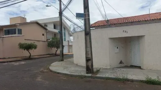 Casa com 3 Quartos à venda, 145m² no Santa Rosa, Uberlândia