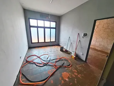 Casa com 3 Quartos para alugar, 170m² no Sumarezinho, Ribeirão Preto