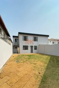 Sobrado com 3 Quartos à venda, 170m² no Parque Xangri-Lá, Contagem