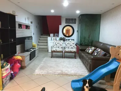 Sobrado com 3 Quartos à venda, 130m² no Vila Scarpelli, Santo André