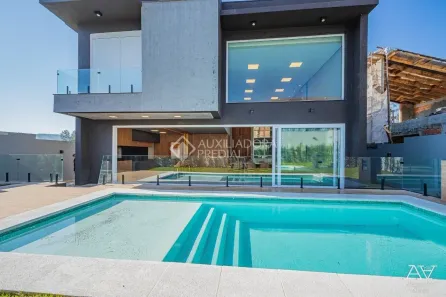 Casa de Condomínio com 4 Quartos à venda, 286m² no Vila Nova, Porto Alegre