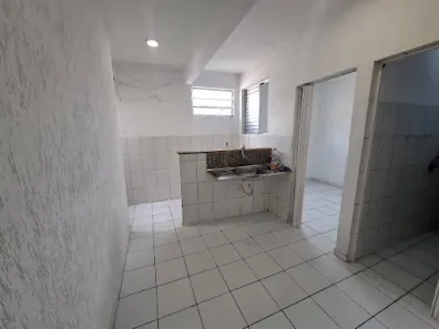 Apartamento com 2 Quartos para alugar, 30m² no Jardim das Rosas (Zona Leste), São Paulo
