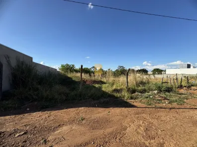 Lote/Terreno à venda, 450m² no Chapada dos Guimarães, Chapada dos Guimarães