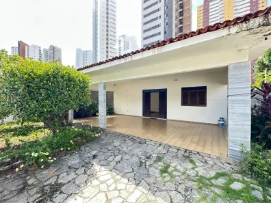 Casa com 4 Quartos à venda, 372m² no João Agripino, João Pessoa