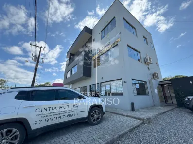 Prédio Comercial com 9 Quartos à venda, 460m² no Figueira do Pontal, Itapoá